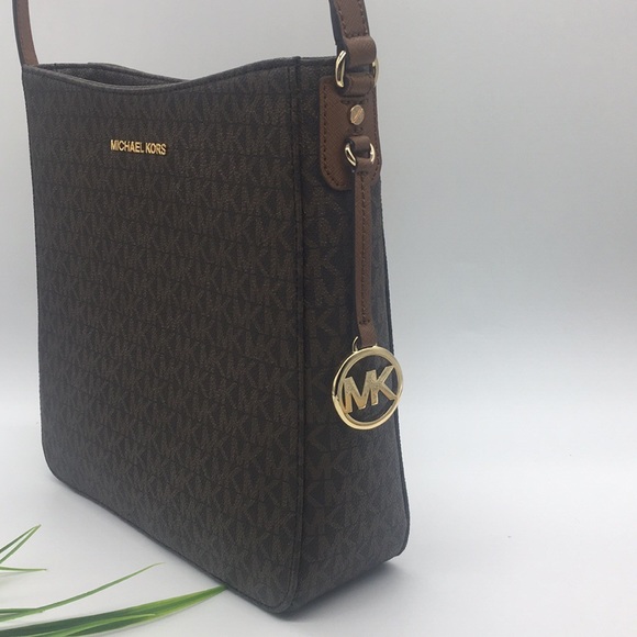 Michael Kors Handbags - Michael Kors LG MESSENGER Crossbody BROWN